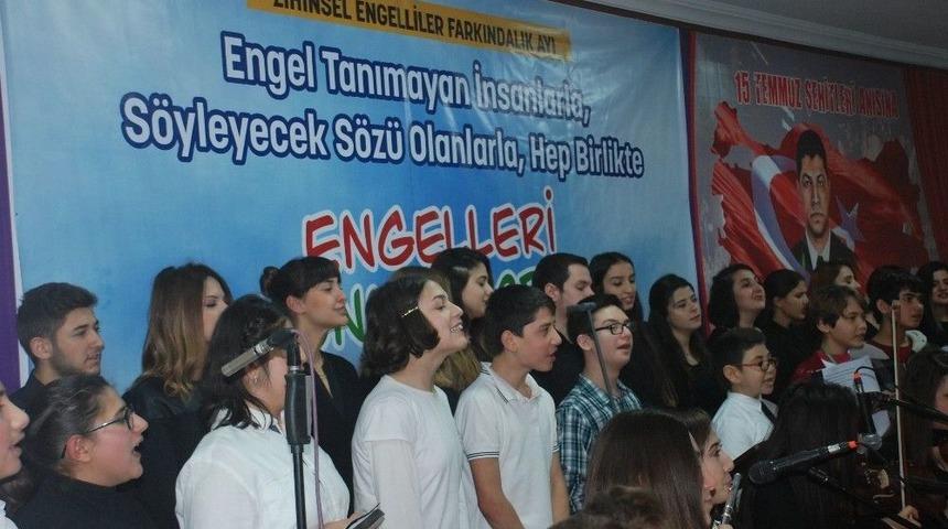 &Ouml;zel &Ouml;ğrencilerden &Ouml;zel Konser