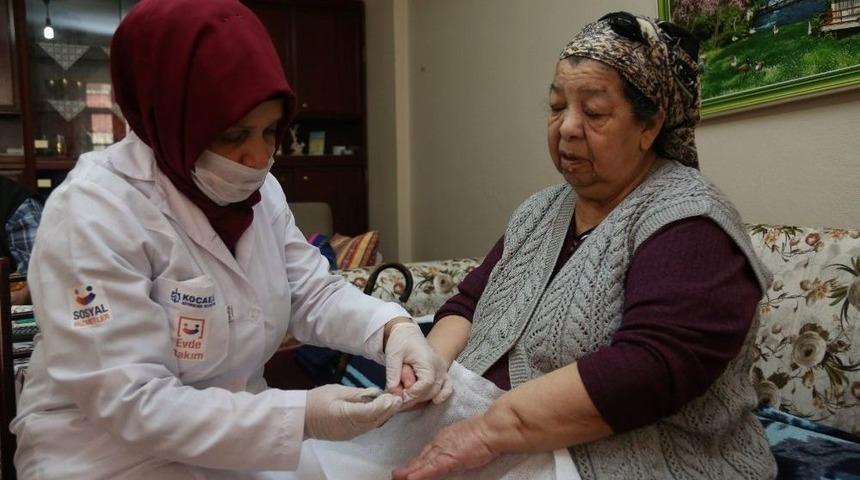 Kocaelil’de Bin 100 Vatandaş, Ramazanda Evde Bakım Hizmetinden Yararlandı