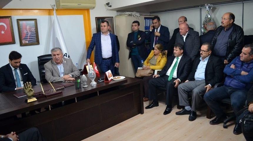 Didim Ak Parti&rsquo;de Temay&uuml;l Heyecanı Yasandı