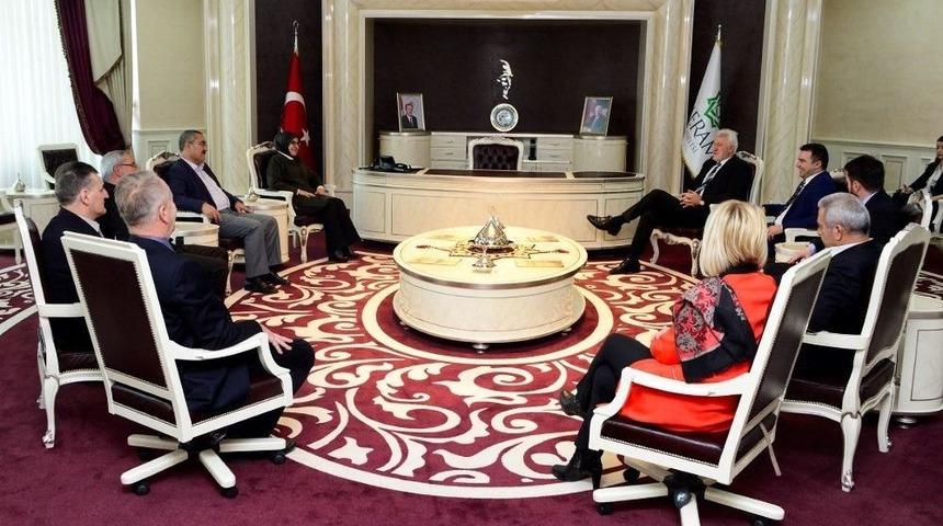 Bosna Hersek&rsquo;in Hadzici Heyeti Meram&rsquo;da