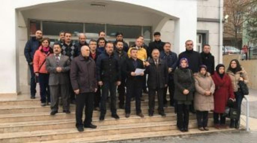 T&uuml;rk Eğitim- Sen&rsquo;den &Ouml;ğretmene Şiddet Olaylarına Kınama