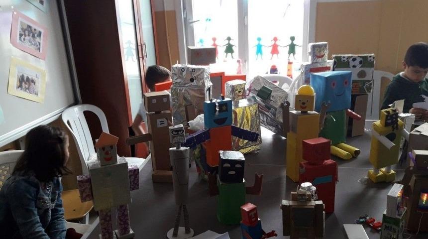 Minik &Ouml;ğrencilerden Bilimsel Sergi