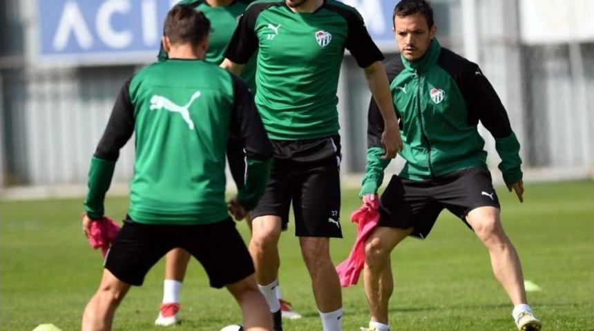 Bursaspor&rsquo;da G&ouml;ztepe Hazırlıkları S&uuml;r&uuml;yor