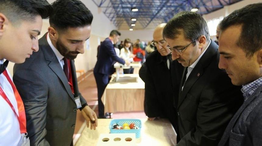 Besyo &Ouml;ğrencilerinden Materyal Sergisi