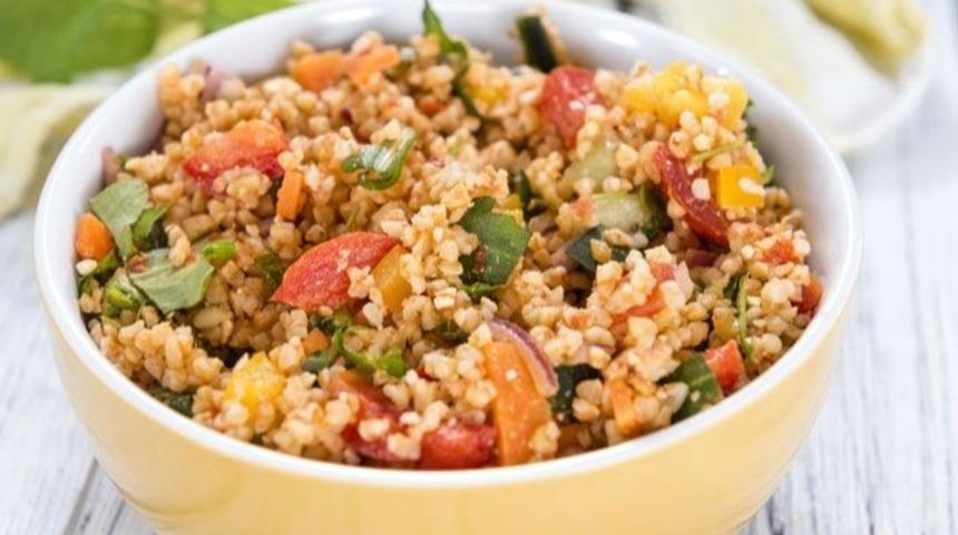 Tabaklar Rafa Kalktı! Artık Herkes Yemeğini Böyle Yiyor!