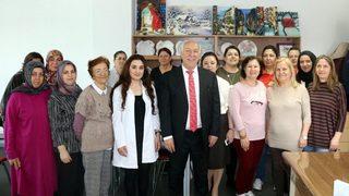 Başkan Uyan Kursiyerlerle Buluştu