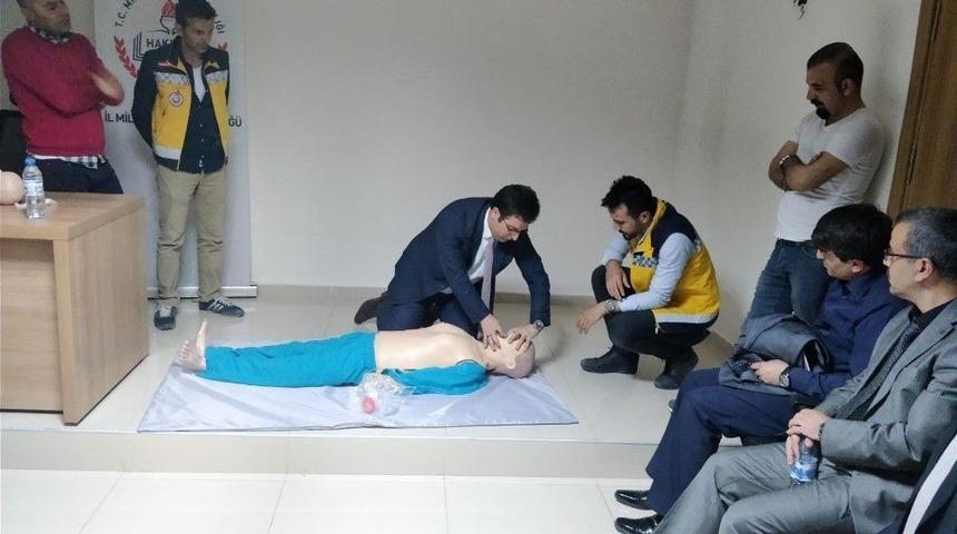 Hakkari&rsquo;de &lsquo;ilkyardım Eğitimi&rsquo; Kursu