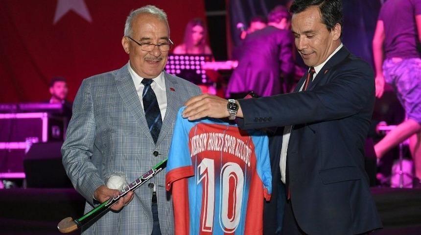 Mersin&rsquo;de Spor Camiası İftarda Buluştu