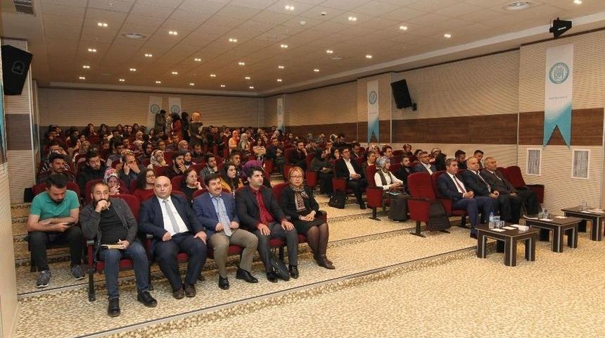 Bitlis&rsquo;te &lsquo;başarı Tesad&uuml;f Değildir&rsquo; Semineri