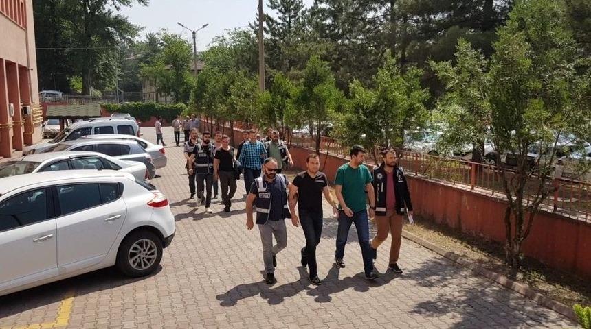 Fet&ouml; Ş&uuml;phelisi 11 Muvazzaf Askerden 6&rsquo;sı Adliyeye Sevk Edildi