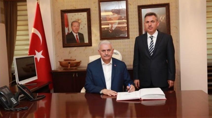 Başbakan Yıldırım Vali Elban&rsquo;ı Ziyaret Etti