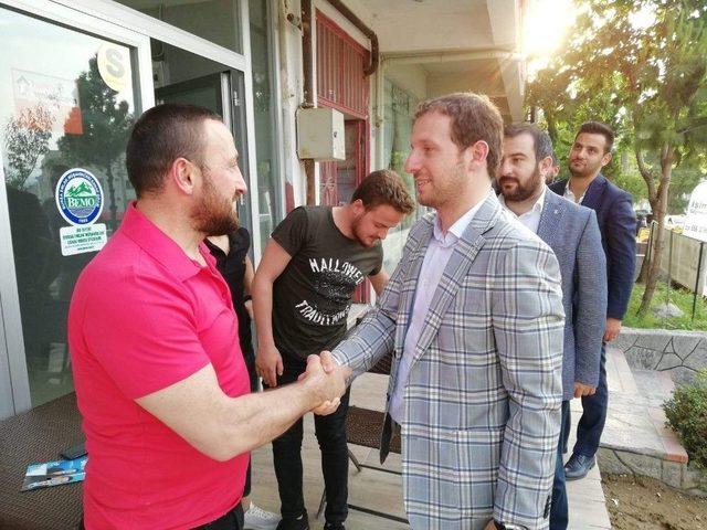 Ak Parti Milletvekili Adayı Ahmet Kılıç, Seçim Kampanyasını Gece Gündüz Sürdürüyor