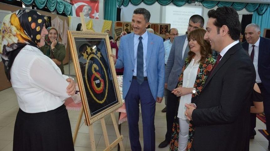 Kabad&uuml;z&rsquo;de Yılsonu Sergisi