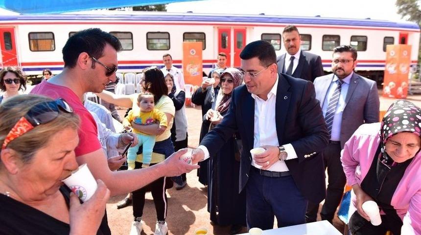 T&uuml;t&uuml;nc&uuml;, Portakal Suyu Dağıttı