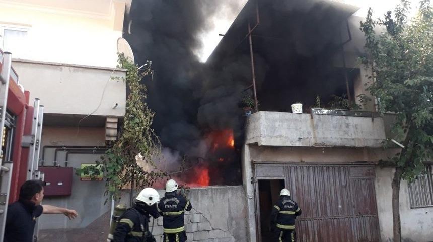 &Ccedil;ocukların Ateşle Oyunu Evi Yaktı