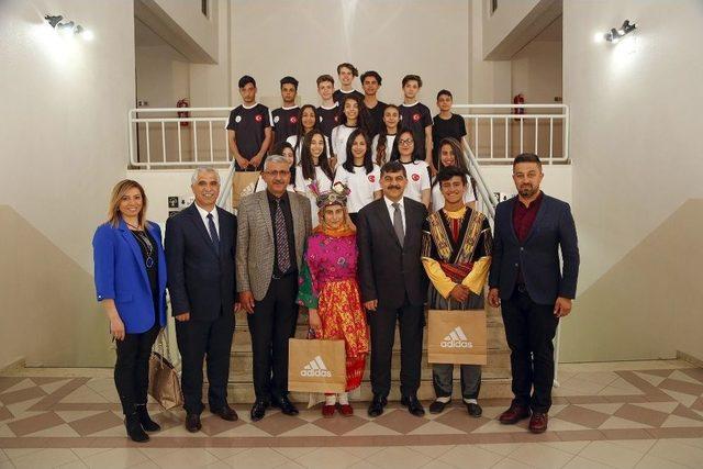 Şampiyon Yemeniler Başarının Hikayesini Paylaştı 2