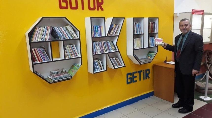Okulda &ldquo;al G&ouml;t&uuml;r Oku Getir Projesi&rdquo;