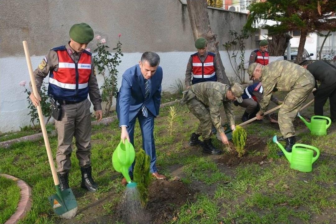Narlı Ve Avcılar Jandarma Karakol Komutanlıklarının A&ccedil;ılışı Yapıldı