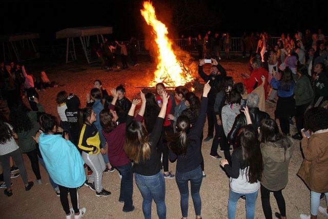 Teröre Karşı Genç Adımlar Kampta