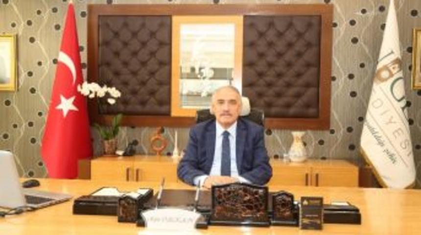 Niğde Belediye Başkanı &Ouml;zkan&rsquo;dan Mira&ccedil; Kandili Mesajı