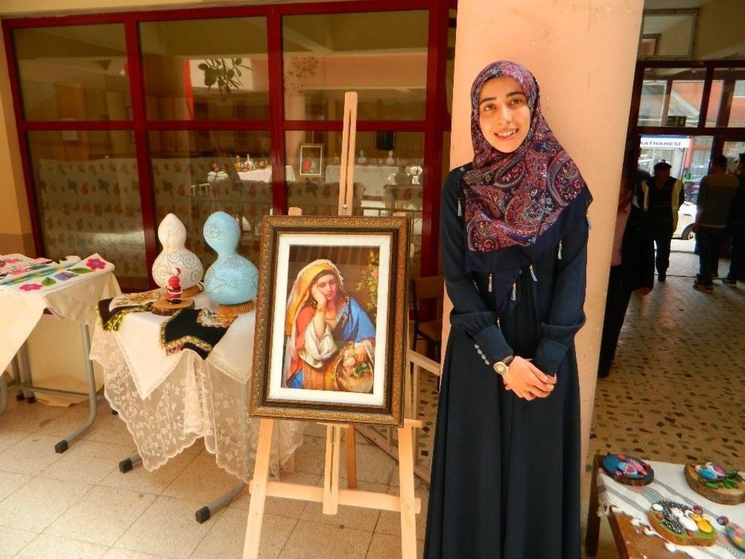 El Emeği G&ouml;z Nuru Sergisi A&ccedil;ıldı