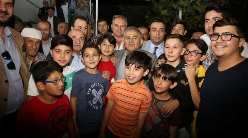 Başkan Memduh B&uuml;y&uuml;kkılı&ccedil;, "g&ouml;kkent Mahallesi Gelişimi İle &Ouml;rnek Bir Mahalle"