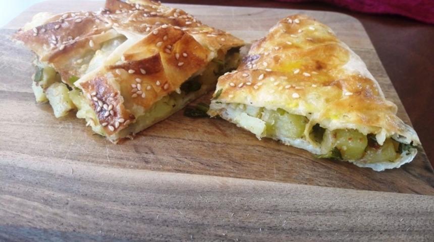 Patatesli Börek Yapmanın En Basit Yolu!