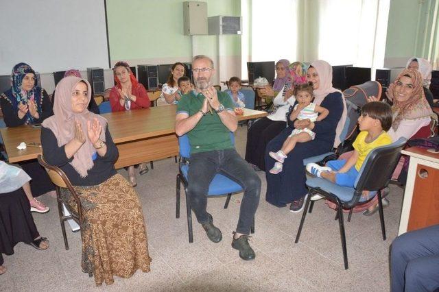 Proje Sayesinde Veliler Ve Öğrenciler Arasındaki Empati Artacak