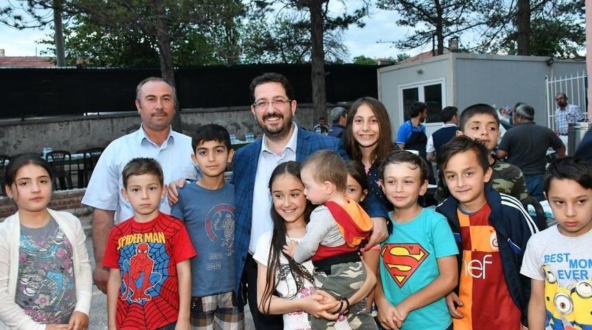 Aksaray Belediyesi, Vatandaşları Mahalle İftarında Buluşturuyor