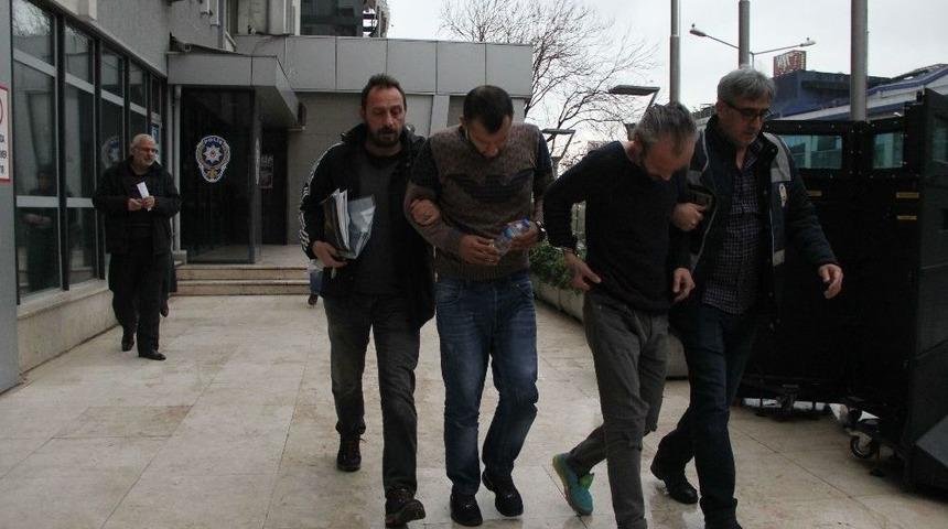 Bursa’da Giyim Mağazasını İşte Böyle Soydular