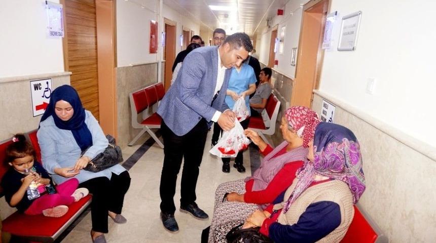 Mira&ccedil; Kandilini Hastanede Kutladılar