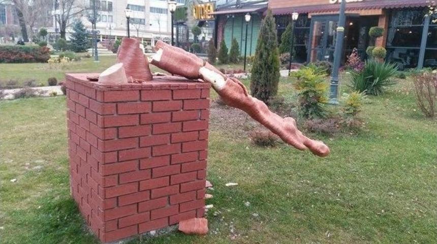 Heykelleri Kıran Şahıs Yakalandı