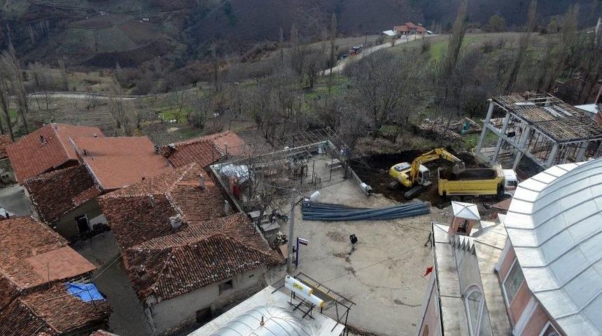 Dağak&ccedil;a&rsquo;ya Meydan Ve Hizmet Binası