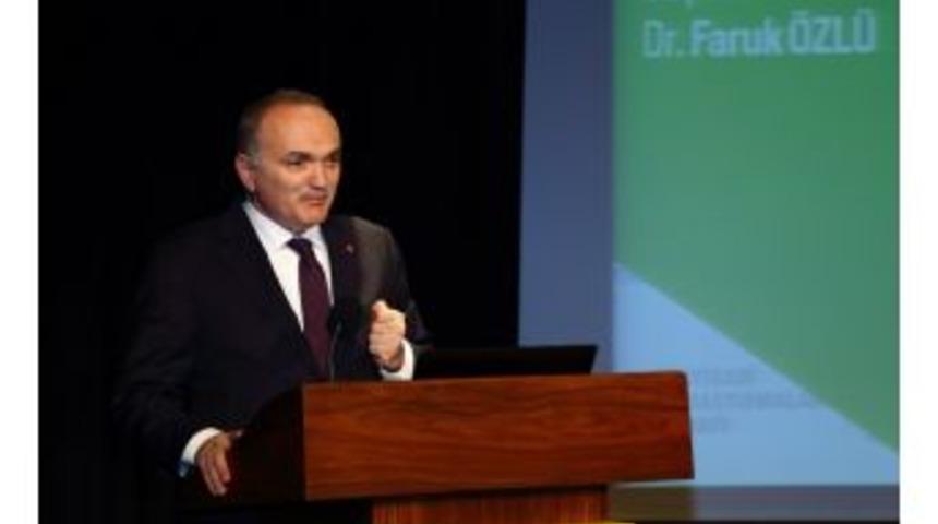 Bakan &Ouml;zl&uuml;: &ldquo;cari A&ccedil;ığımızı Kapatmak, Teknolojiden Ge&ccedil;iyor&rdquo;