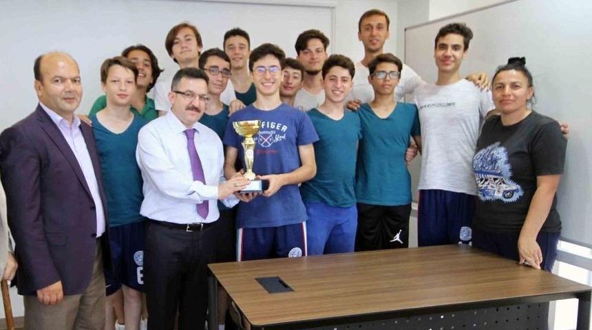 Tredaş Spor U14 Basketbol Takımı Şampiyon Oldu