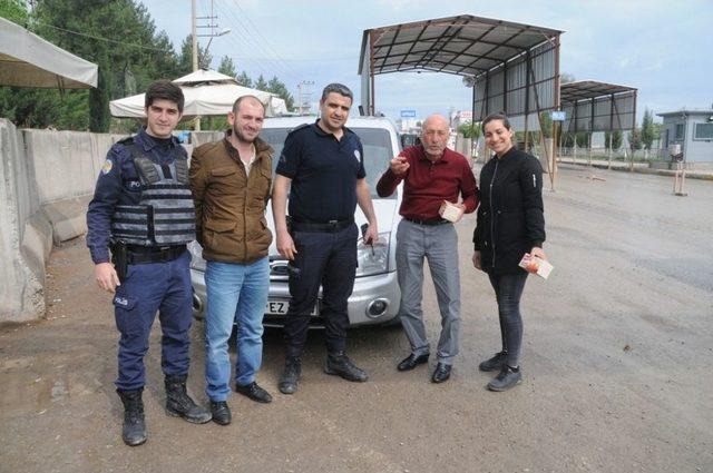 Cizre Emniyeti&rsquo;nden Vatandaşa Kandil Simidi 1