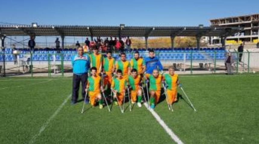 Büyükşehir Ampute Takımı İlk Yarıyı Galibiyetle Noktaladı