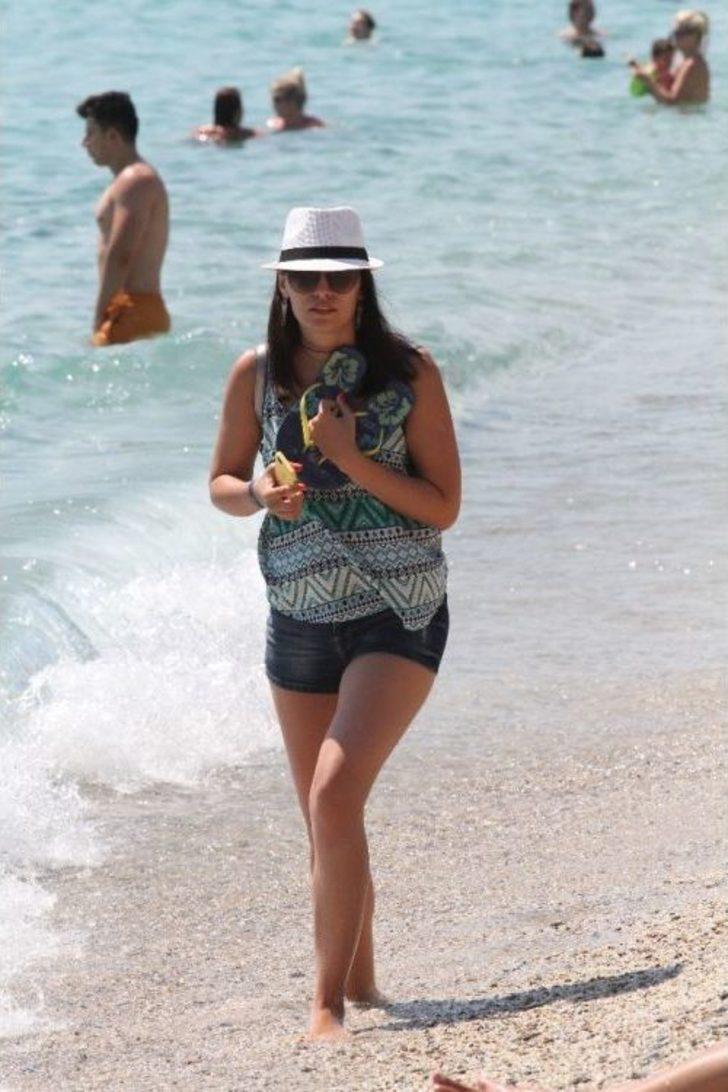 Alanya’da Plajlar Tıklım Tıklım G1