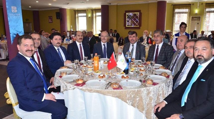 Başkan Kafaoğlu Muhtarlarla Buluştu