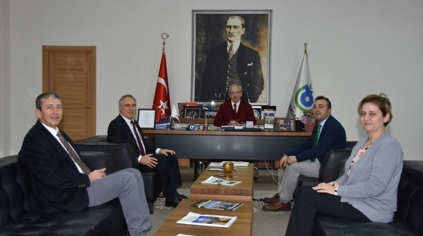 Başkan Albayrak, Basın İlan Kurumu M&uuml;d&uuml;rleri &Ouml;zvarlık Ve G&uuml;nel&rsquo;i Makamında Ağırladı