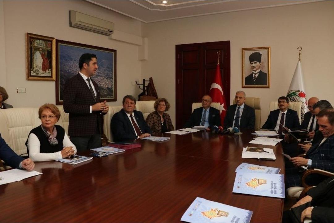 Sultan Camii Kubbe Ve Minarelerinden 6 Ton Mesir Sa&ccedil;ılacak