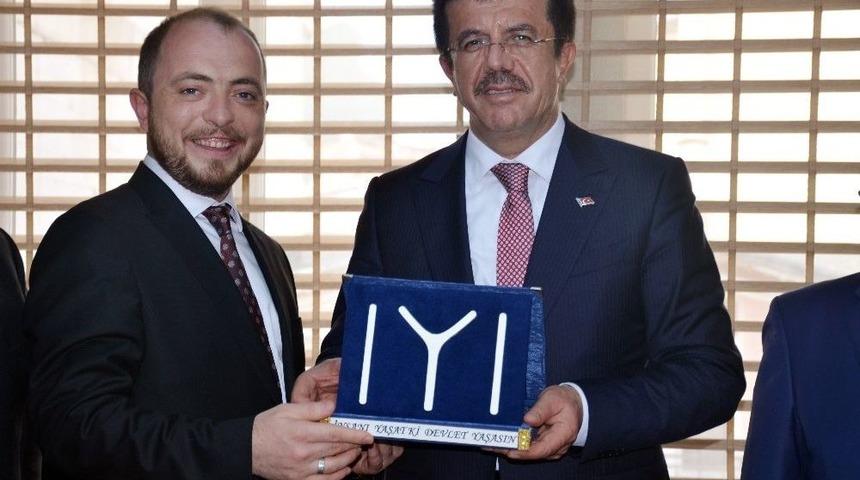 Ekonomi Bakanı Nihat Zeybekci;