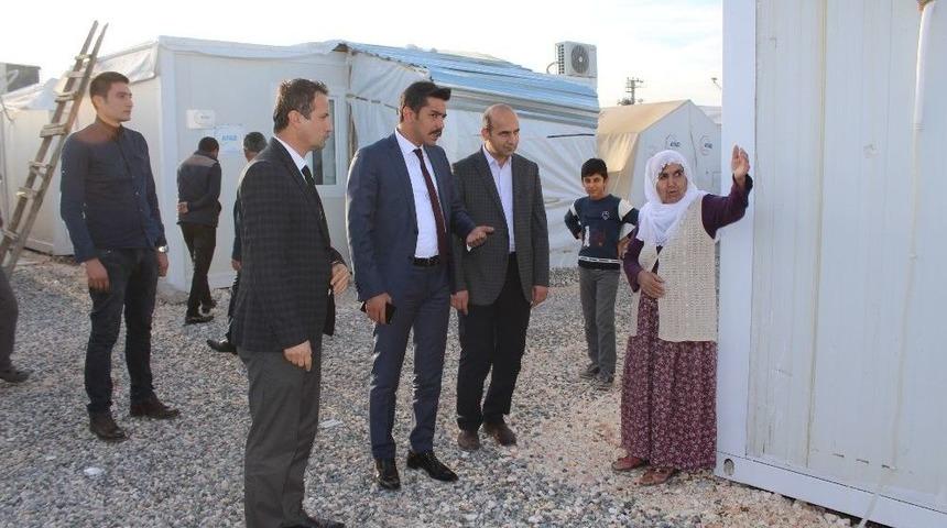 Kaymakam Vekili Sezik Konteynırlarda İncelemelerde Bulundu