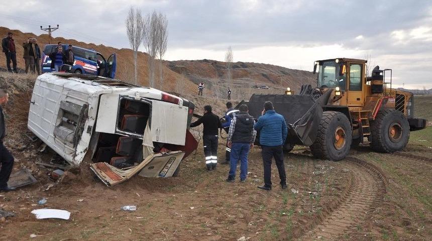 Yozgat’ta Rehabilitasyon Servisi Devrildi: 13 Yaralı