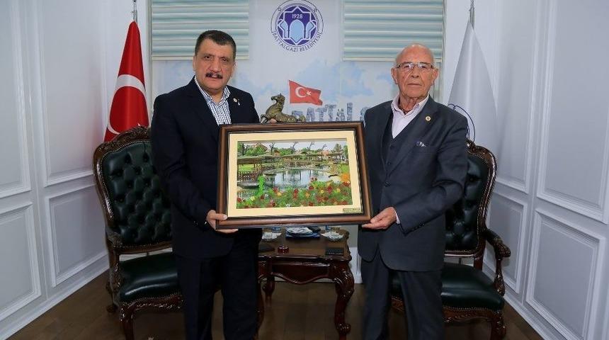 T&uuml;rfad Y&ouml;neticileri G&uuml;rkan&rsquo;ı Ziyaret Etti