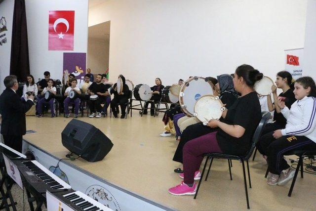 &Ouml;ğrenciler Bir G&uuml;nlerini Engellilerle Ge&ccedil;irdi 1