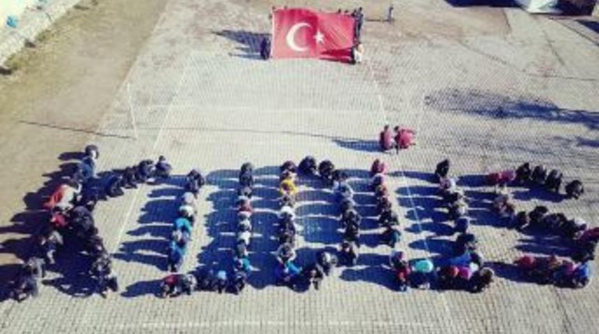 Gelendostu İmam Hatiplilerden Koreografik Protesto