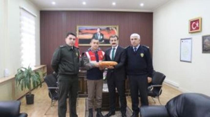 Kaymakam&rsquo;dan Jandarma&rsquo;ya &Ouml;d&uuml;l