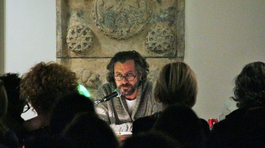 Nejat İşler&rsquo;in Yeni İmajı Şaşırttı