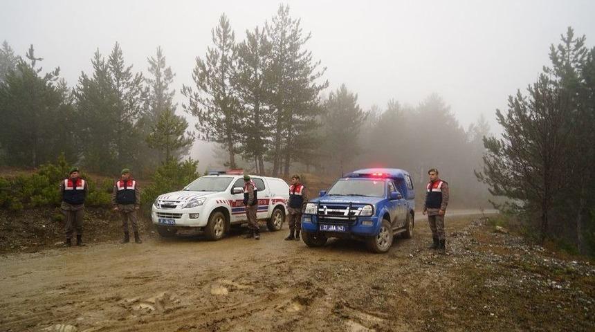 Kastamonu&rsquo;da Kayıp 5 Kişilik Aile İle İlgili Olay Yerinde Keşif Yapıldı